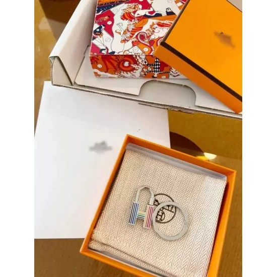 【HERMES】Cadenas Quizz Rainbow key ring Cadenas Quizz Rainbow key ring | Hermès USA